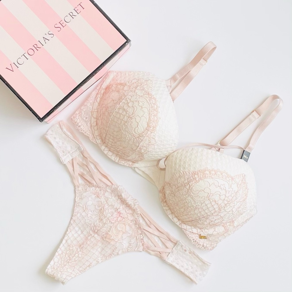 34DD LARGE Vintage Victoria’s Secret white bra set